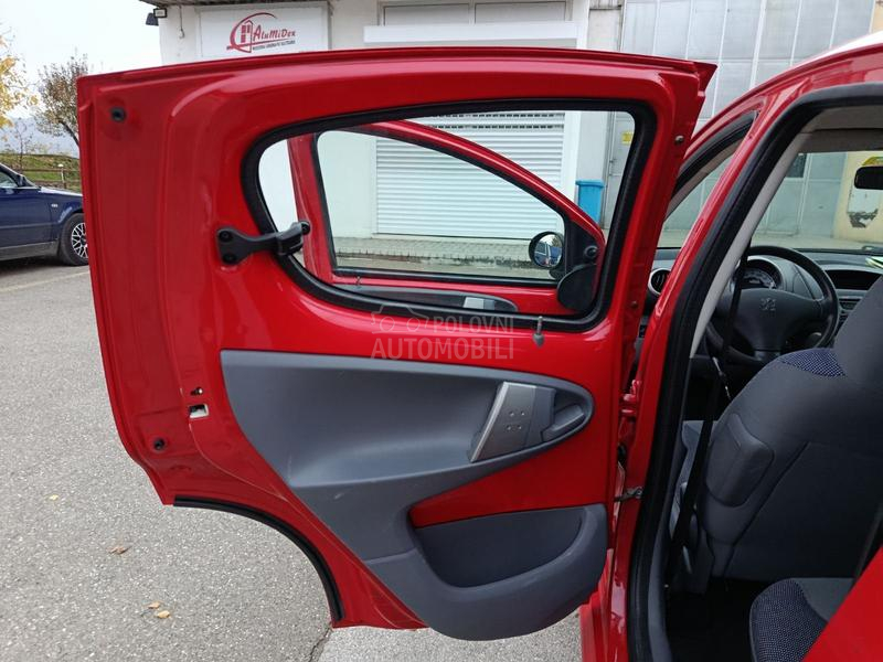 Peugeot 107 1.0 trendy