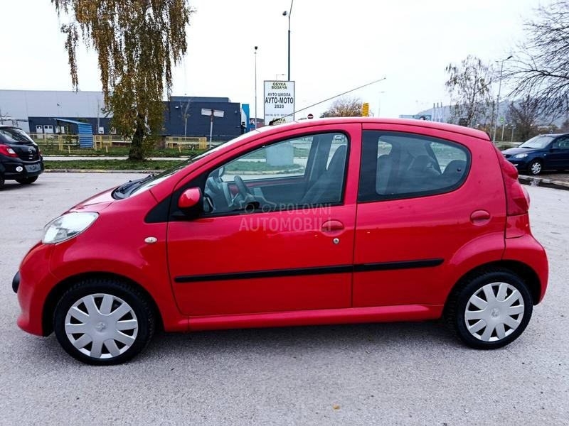 Peugeot 107 1.0 trendy