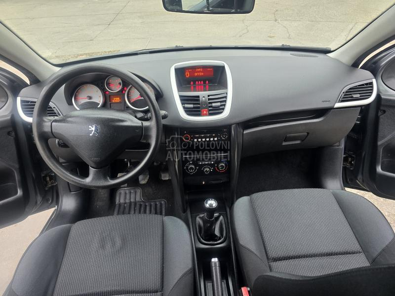 Peugeot 207 1,4i 16v