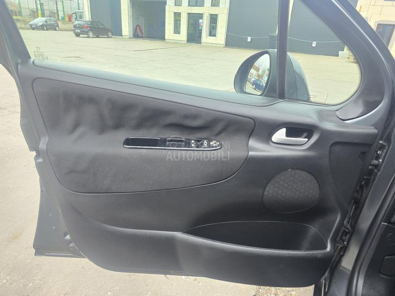 Peugeot 207 1,4i 16v