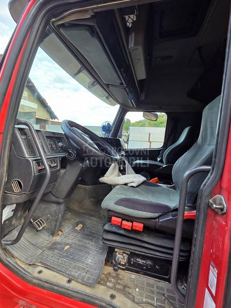 Volvo Registovan Godinu dana