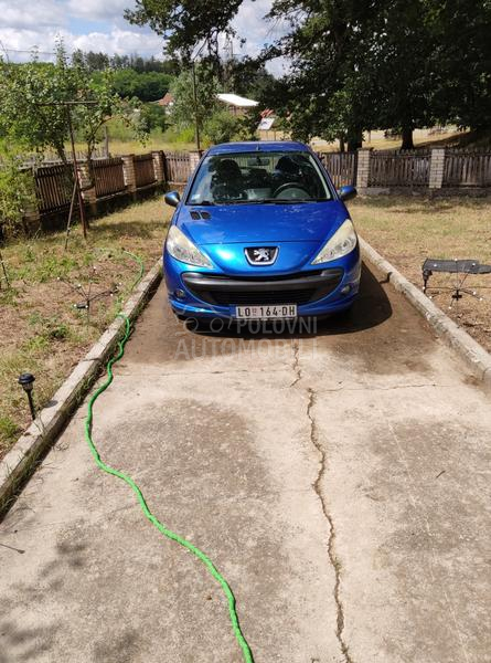 Peugeot 206 plus 