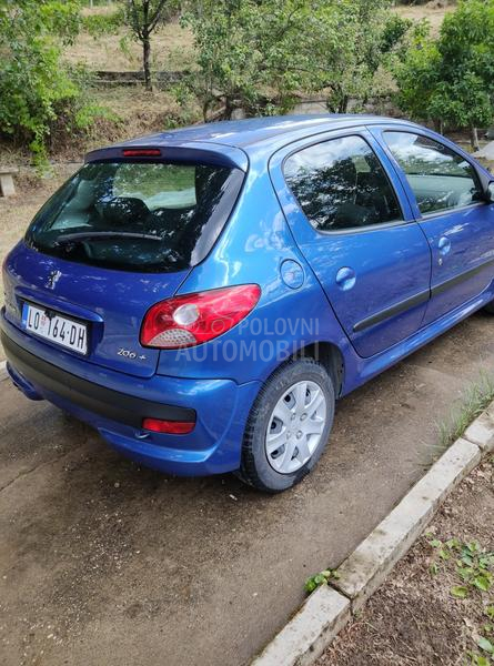 Peugeot 206 plus 