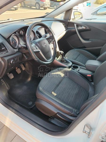 Opel Astra J 1.6 CDTi