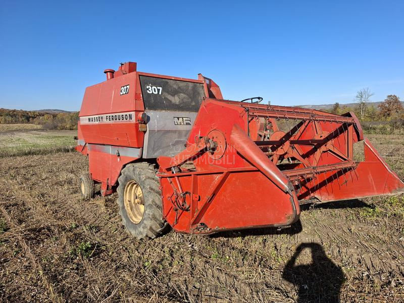 Massey Ferguson 307