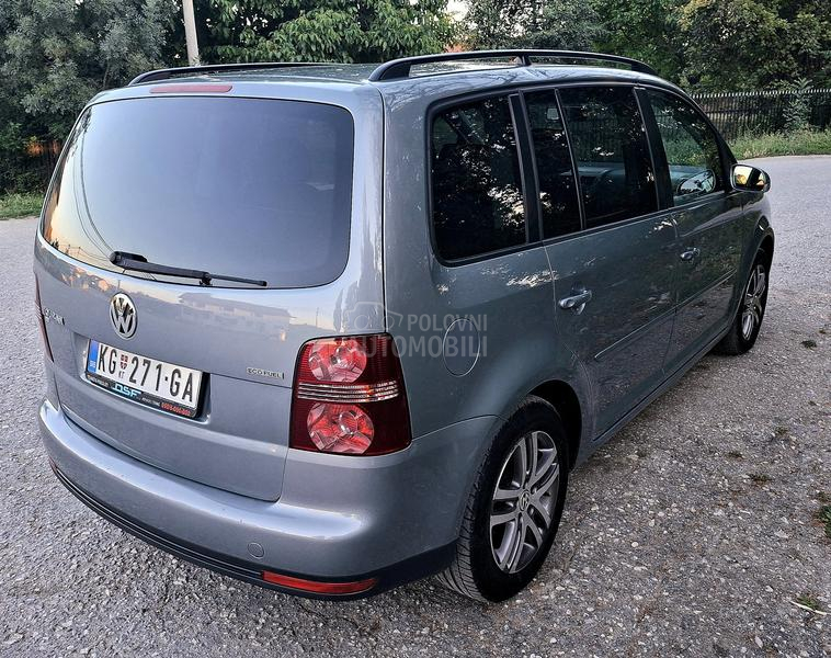 Volkswagen Touran 2.0 8v cng