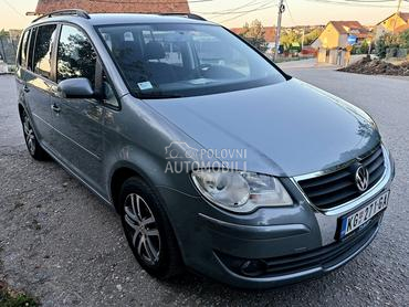 Volkswagen Touran 2.0 8v cng