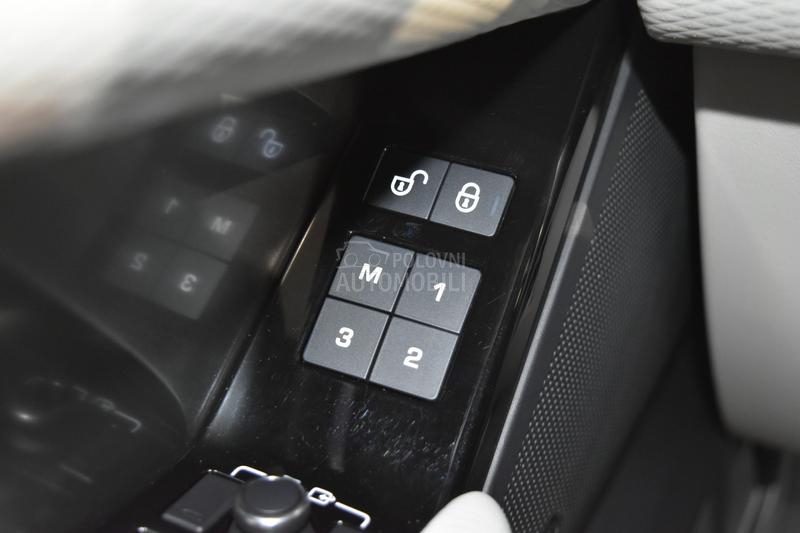 Land Rover Range Rover Velar D 180