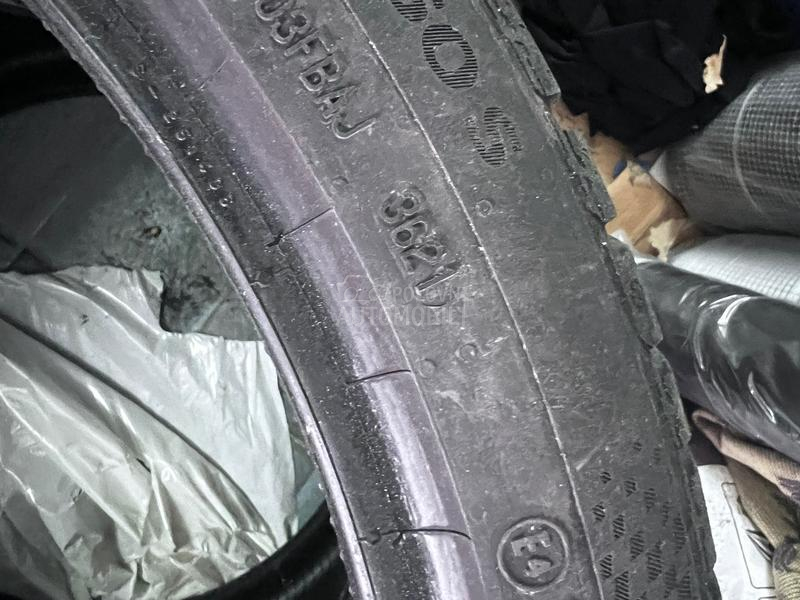 Continental 275/35 R22 Zimska