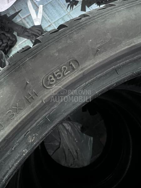 Continental 275/35 R22 Zimska