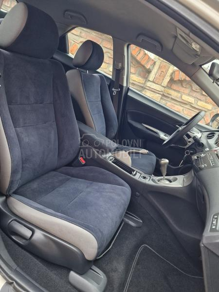 Honda Civic 1.8 B E N Z I N