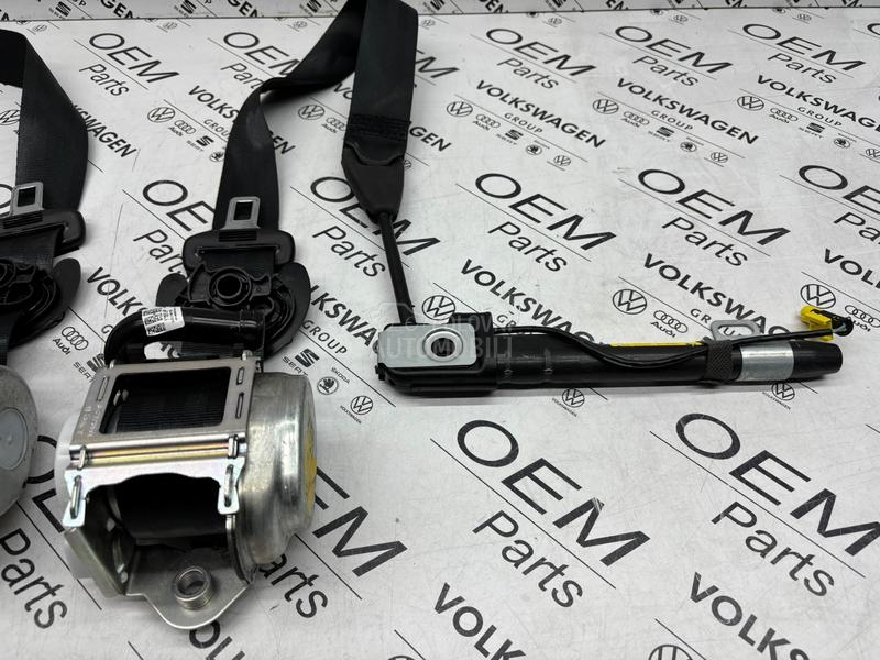 Prednji pojasevi kompletni