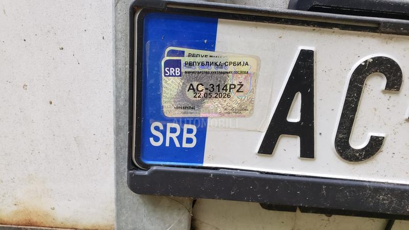 Thule kobila i zdrebe