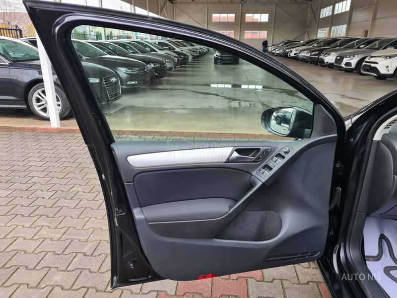 Volkswagen Golf 6 1.6 TDI HIGHLINE