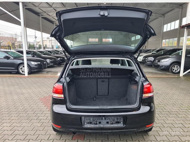 Volkswagen Golf 6 1.6 TDI HIGHLINE