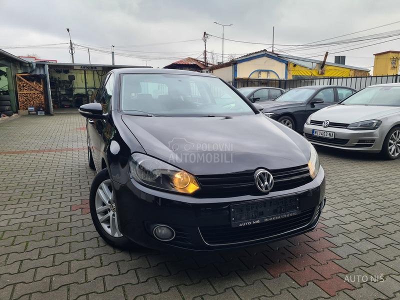 Volkswagen Golf 6 1.6 TDI HIGHLINE