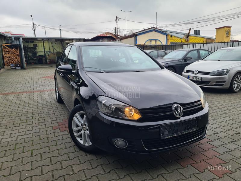 Volkswagen Golf 6 1.6 TDI HIGHLINE