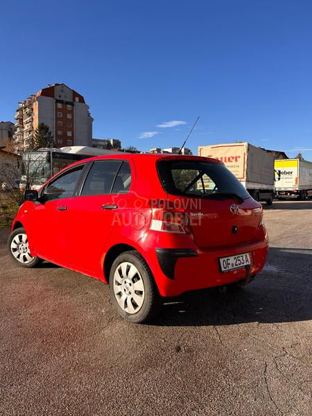 Toyota Yaris 1,33 DUAL VVTI T0P