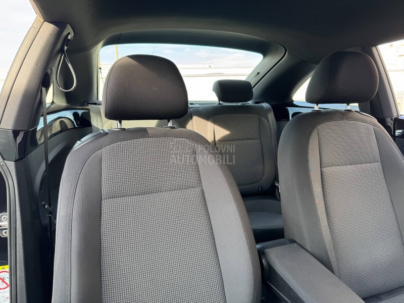 Volkswagen Nova Buba 1.6 tdi New Beetle