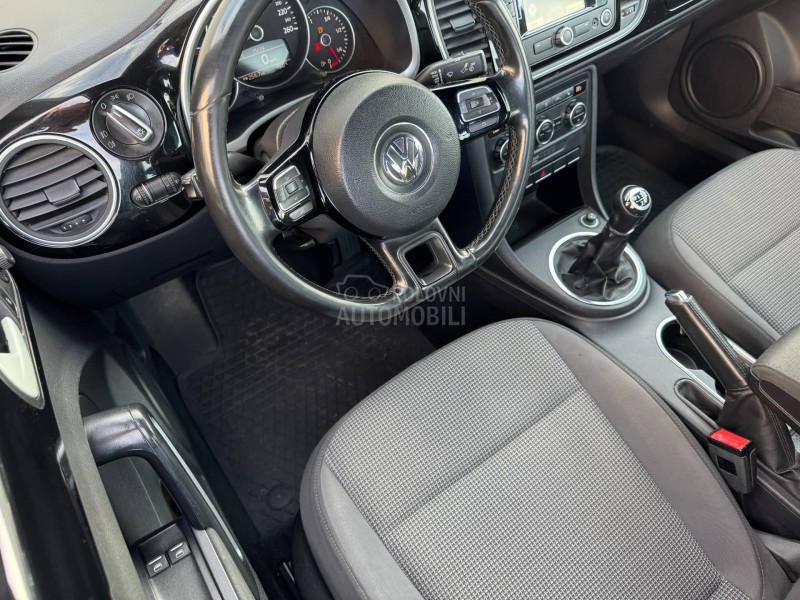 Volkswagen Nova Buba 1.6 tdi New Beetle