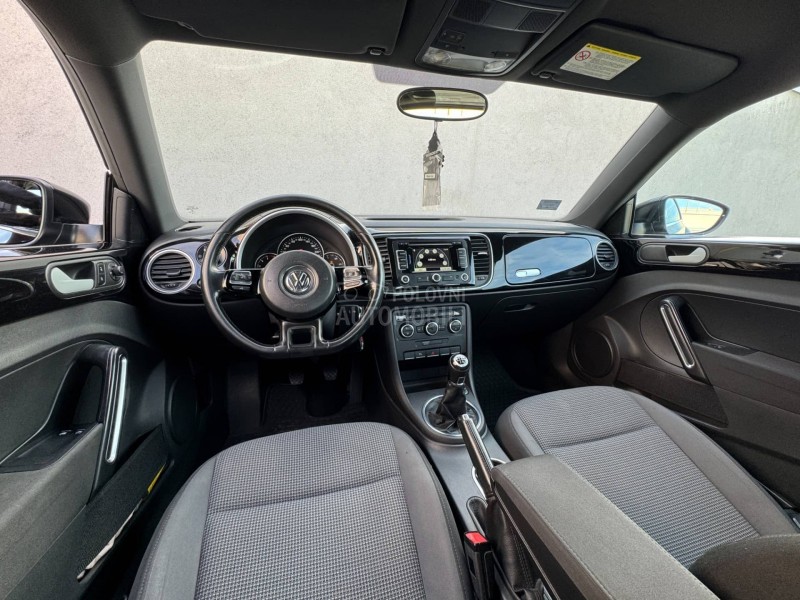 Volkswagen Nova Buba 1.6 tdi New Beetle