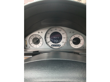 kilometar sat za Mercedes Benz E 220 za 2003. god.