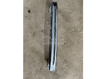 zadnja sina branika za Škoda Octavia od 2013. do 2017. god.