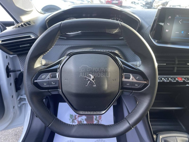 Peugeot 208 1.2 B