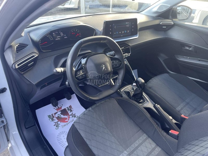 Peugeot 208 1.2 B