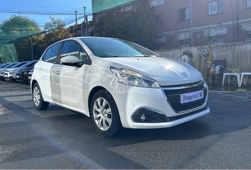 Peugeot 208 1.2 B