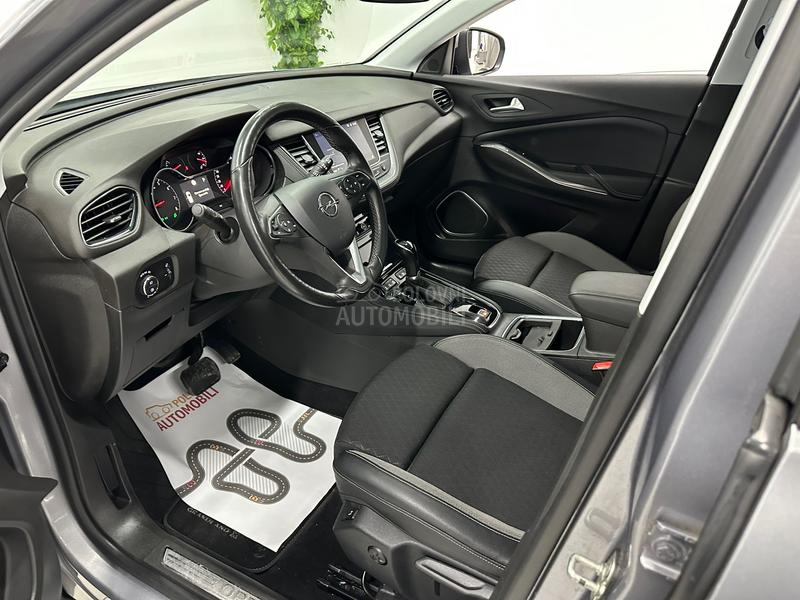 Opel Grandland X 1.2 INNOVATION AUT