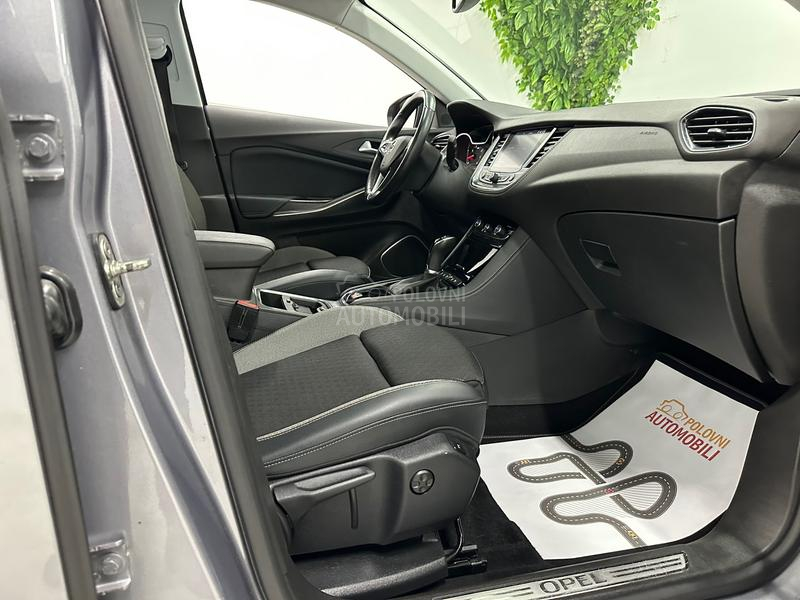 Opel Grandland X 1.2 INNOVATION AUT