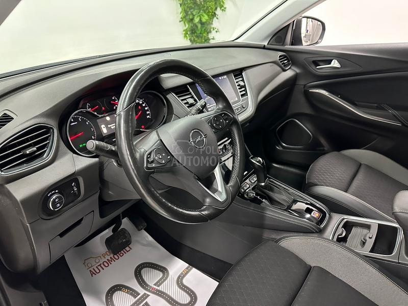 Opel Grandland X 1.2 INNOVATION AUT