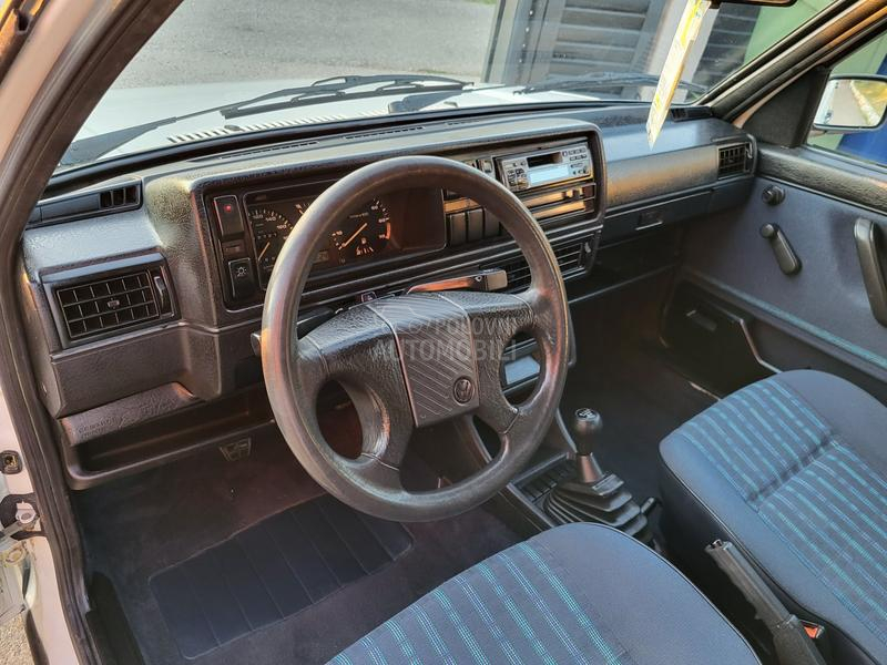 Volkswagen Golf 2 1.6 b