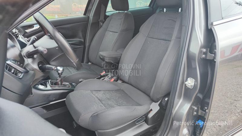 Alfa Romeo Giulietta 2.0JTDM /DISTINCIVE/