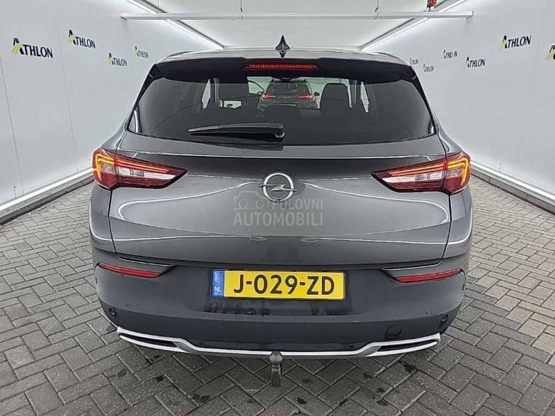 Opel Grandland X 1.2 INNOVATION AUT