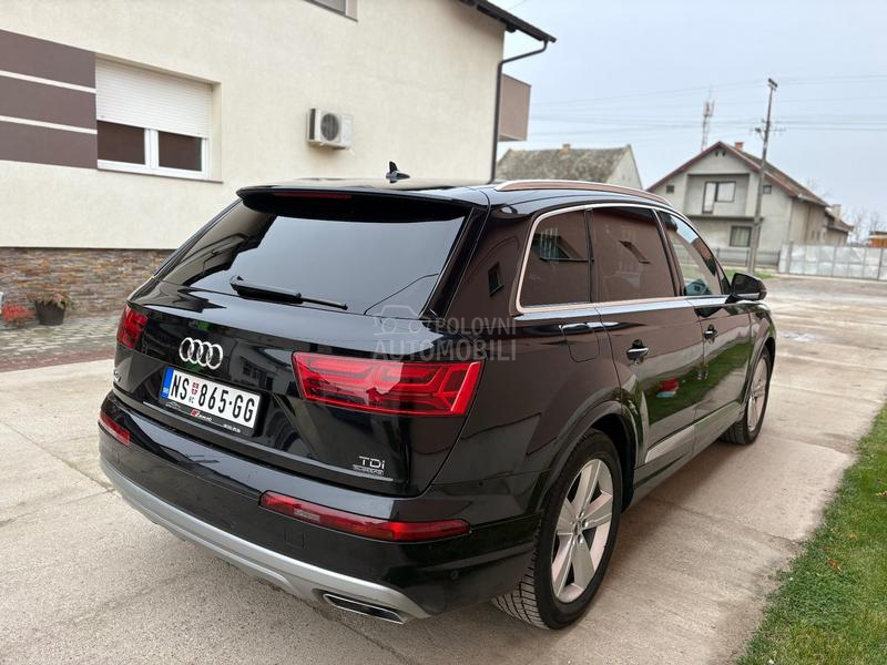 Audi Q7 3.0