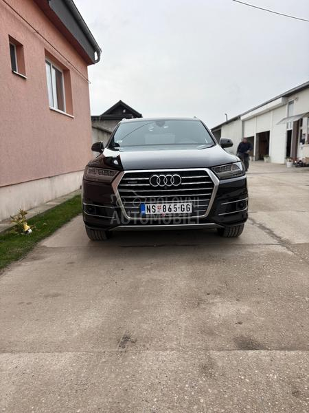 Audi Q7 3.0