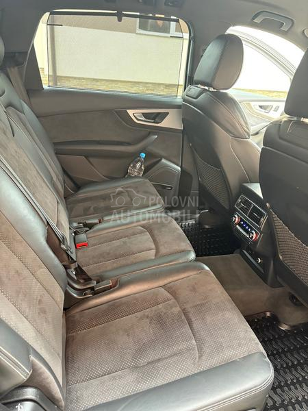 Audi Q7 3.0