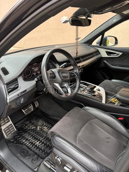 Audi Q7 3.0