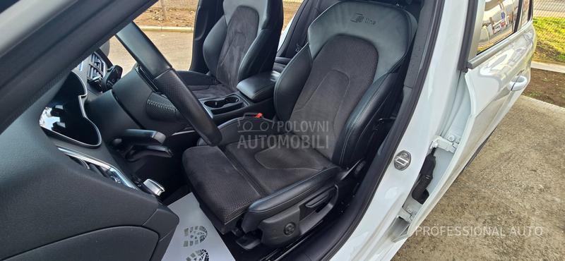 Audi A4 2.0/Quattro/3xS Line