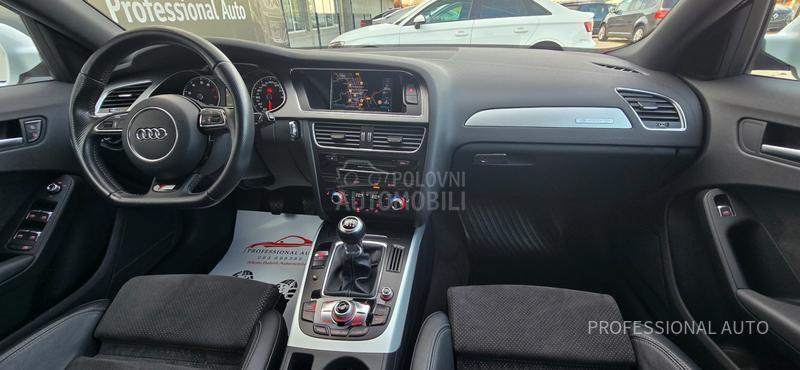 Audi A4 2.0/Quattro/3xS Line