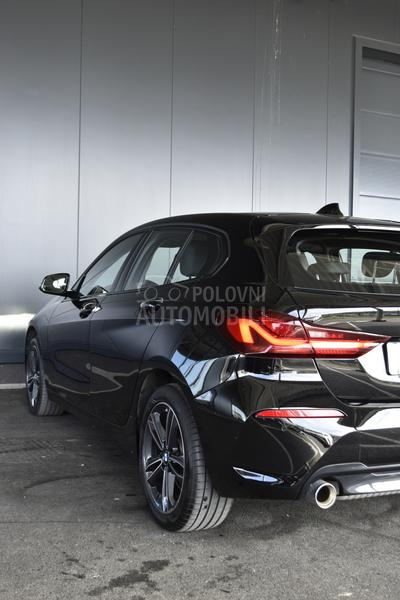 BMW 116 i sDrive AT