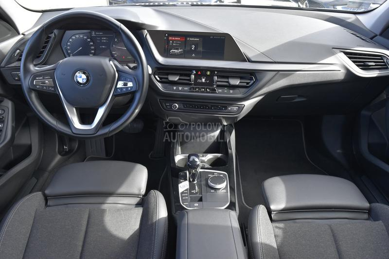 BMW 116 i sDrive AT