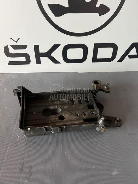 postolje akomulatora