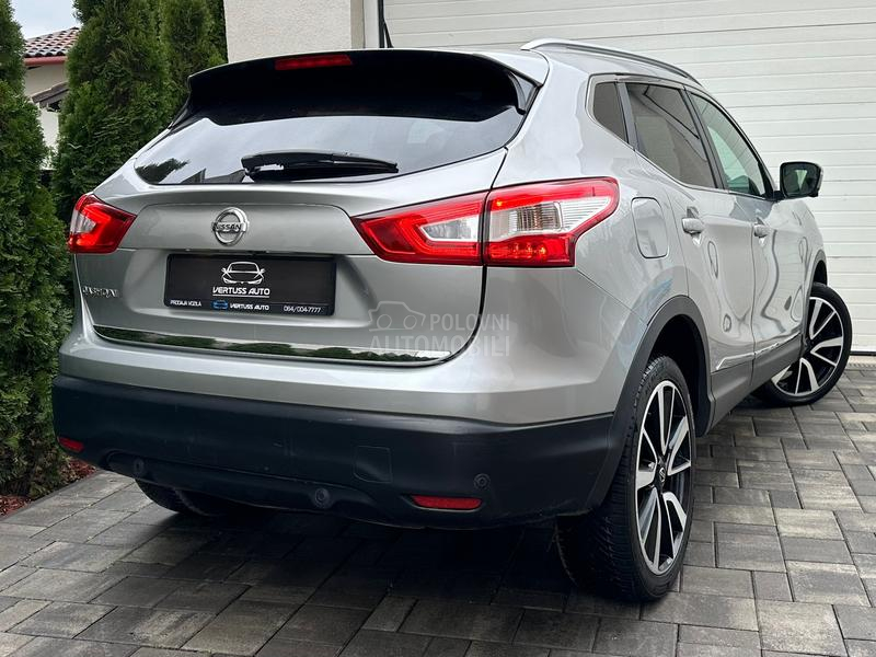 Nissan Qashqai 1.6DCI/PREMIER/4x4