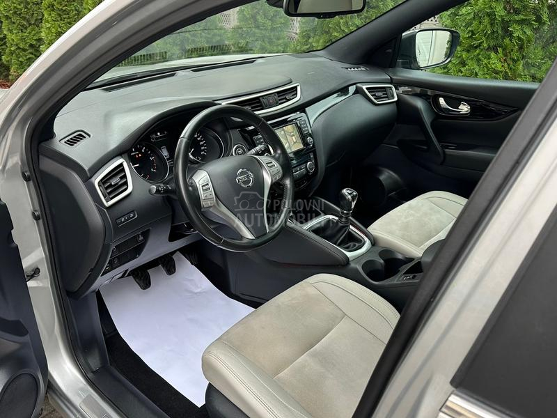 Nissan Qashqai 1.6DCI/PREMIER/4x4
