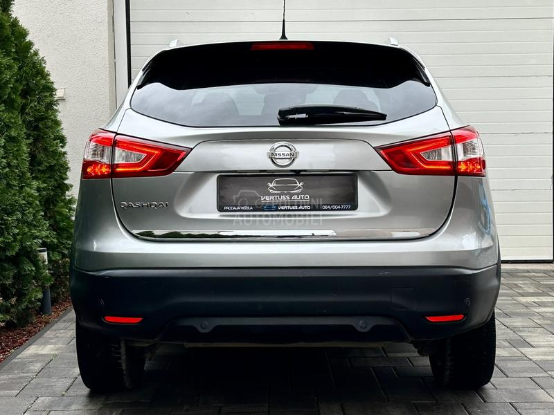 Nissan Qashqai 1.6DCI/PREMIER/4x4