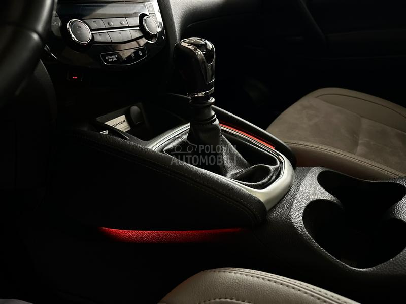 Nissan Qashqai 1.6DCI/PREMIER/4x4