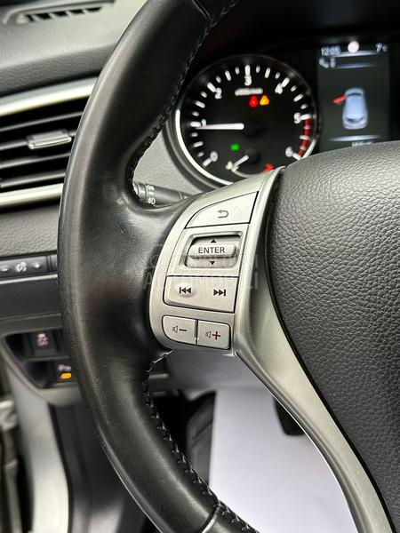 Nissan Qashqai 1.6DCI/PREMIER/4x4